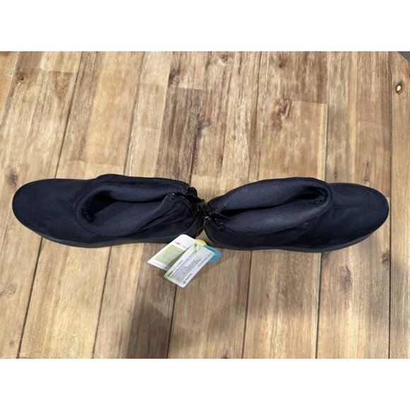 Bzees Zizzle Women's 8.5 M Navy Boots Pull On Non Slip Comfort NEW - Picture 3 of 8